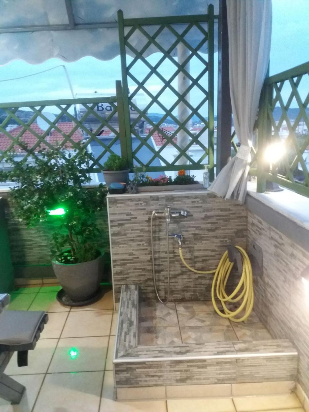 Green House Néa Péramos Eksteriør bilde